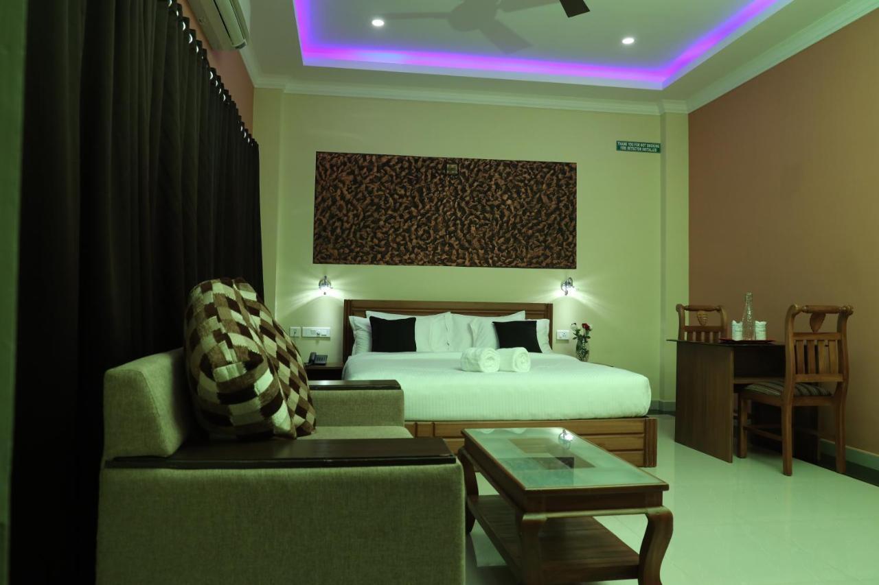 Tranquil Greens Ramakkalmedu Ngoại thất bức ảnh