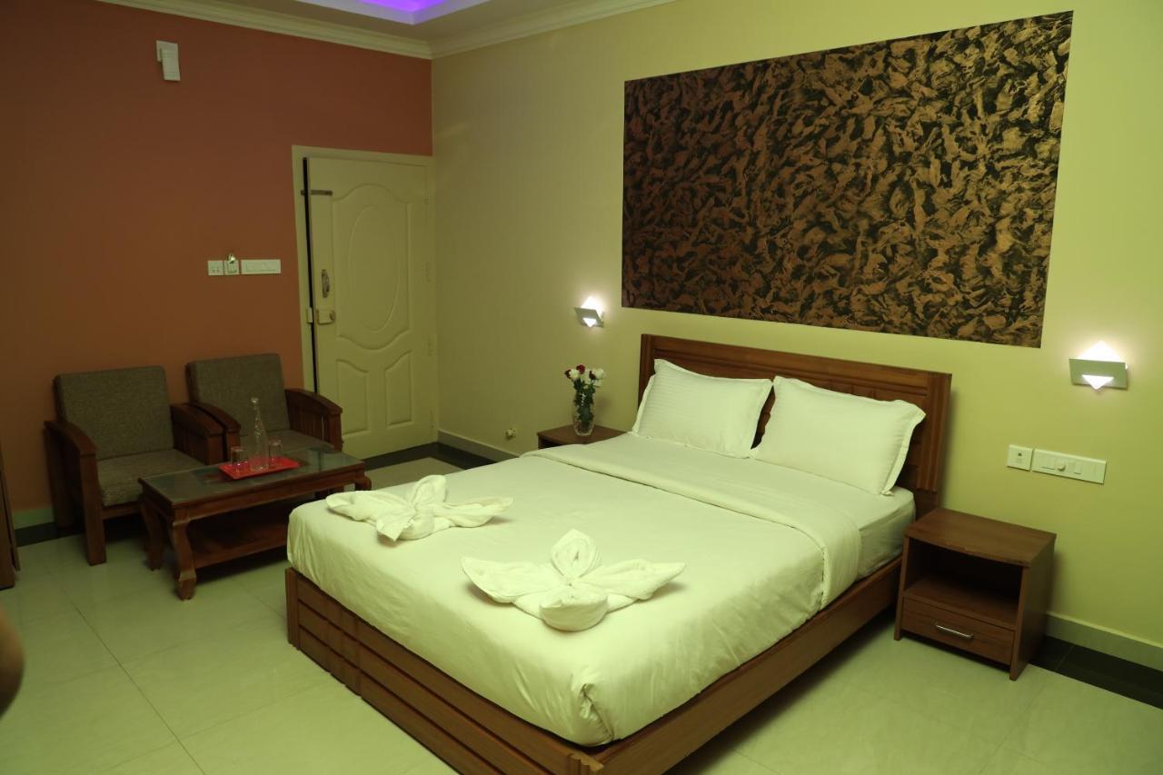 Tranquil Greens Ramakkalmedu Ngoại thất bức ảnh