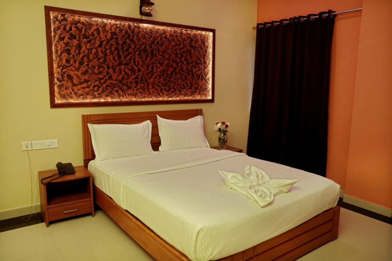 Tranquil Greens Ramakkalmedu Ngoại thất bức ảnh